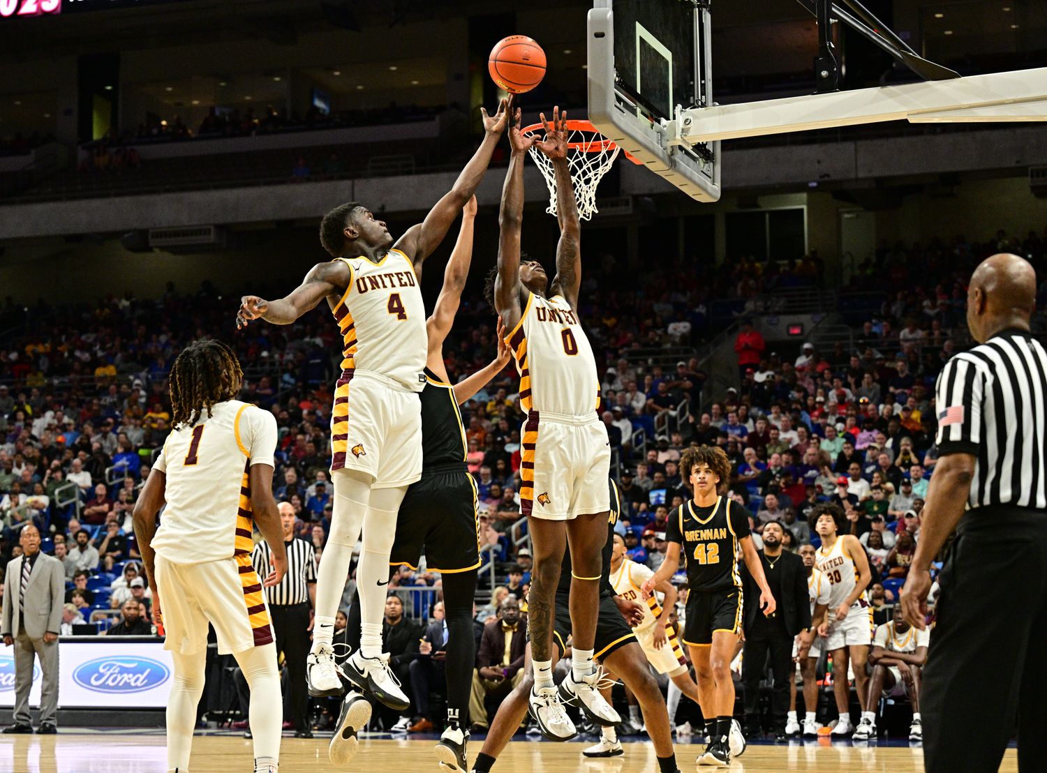 Beaumont United San Antonio Brennan Texas boys basketball 6A playoffs UIL state semifinals 031023 Tom Dendy 30